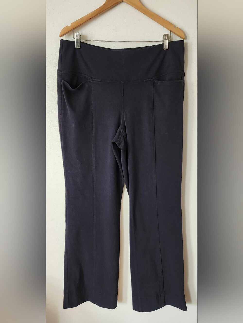 J.Jill Wearever Smooth-Fit Barely Bootcut Pants Women's L Black Pull On